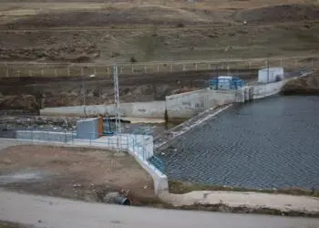 Bi avakirina HESê komkujiya Zîlanê bin av dikin