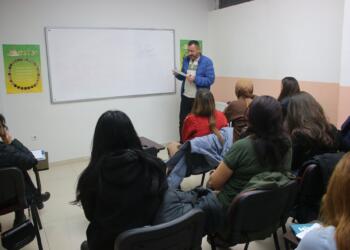 KURDÎGEH li Wanê vebû: Ziman bingeha jiyanê ye