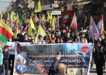 Gel li Rojava li dijî êrîşan derketin qadê