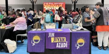 TJA bi standa ‘Jin jiyan azadî’ beşdarî forûmê bû