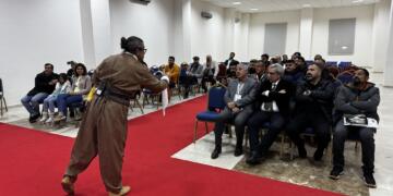 Weşanxaneya Aramê şahiya ‘Çîrokên Dengbêjiyê’ li dar xist