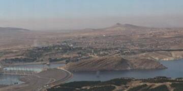 Dewleta tirk êrişî Bendava Tişrînê û pira Qereqozaqê dike