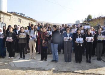 Rojnamevanên Mexmûrê: Em pênûsa wan li erdê nahêlin