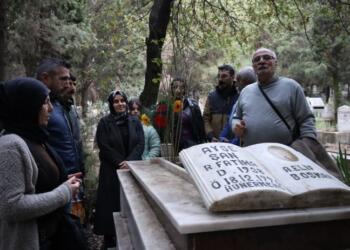 Eyşe Şan li ser gora xwe hat bibîranîn