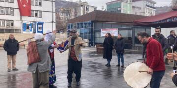 Dersim de Meydanê Seyid Rizayî de şahîya Gaxane viraşte