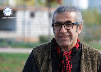 Gund bi gund çîrokan kom dike