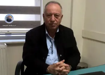 Ozguneş: “Firsendo tarîxî kewt destê Kurdan”