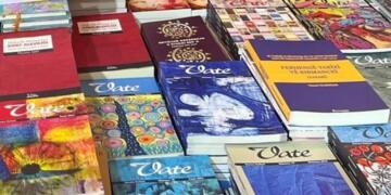 Kirmanckî/Zazakî de kovare û rojnameyî