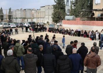 Bi girseyî serdana nobeta li ser sînorê Kobanê kirin