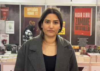 Polîsan xebatkara Aramê binçav kirin