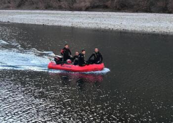 Şivanek di çemê Dicleyê de xeniqî