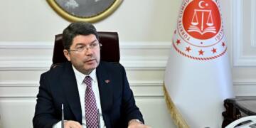 Wezîrê Dadê Tunç: Nirxandinên me didomin