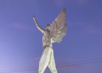 Dîana Montseny: Kobanê nimûneyê destkewtişan o  