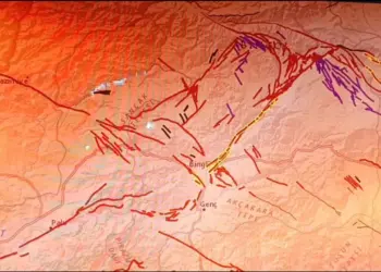 Kamcîn Herêmanê Çewlîg de Erdlerz Pawîyeno?