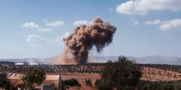 Balafireke bêmirov cihazên Kobanê FMê bombebaran kir