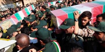 Di şerê li Suriyeyê de 6 hezar leşkerên Îranê hatine kuştin