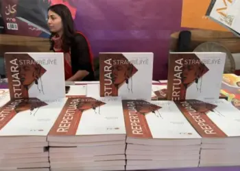 Bi zaravayê Kurdî kitabê “Repertuarê Deyrbazîye’ çap bî