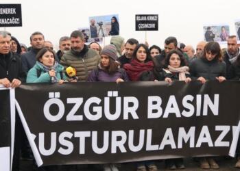 Rojnameger li Pirsûsê bûn: Em ê rastiyan biparêzin