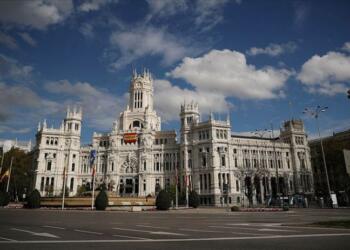 32 sazgeh û sendîkayî Spanyayî rê mektube şirawitî