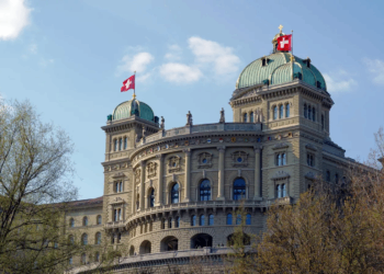 Meclisa Swîsreyê pêşnûmeya qirkirina êzidiyan nas kir