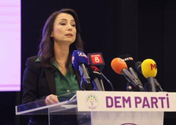 Hatîmogullarî: Hukmat waştişê têkilîya Îmralî reyde kerdo sey estaneka marî