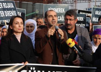 Sînor de şermezar kerdê; Ma îşxal qebûl nêkenê