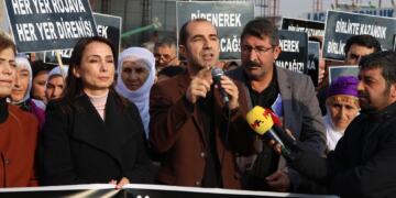 Sînor de şermezar kerdê; Ma îşxal qebûl nêkenê