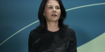 Annalena Baerbock Tirkiye hişyar kir