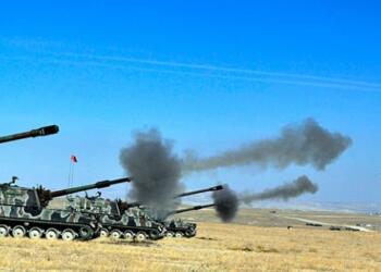 Artêşa Tirk gundekî Til Temirê bombe dike