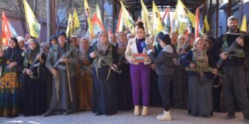 Malbatên şehîdan tabûra xweparastinê ava kir