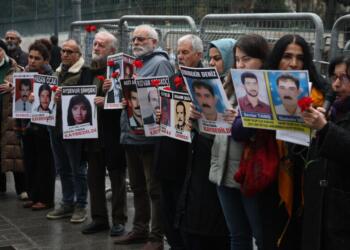 Ji bo Taniş û Denîz kom bûn