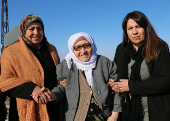 Girtiya 82 salî Hanîfe Arslan ji girtîgehê derket