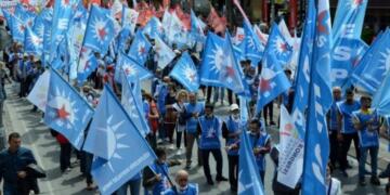 Dadgehê 34 siyasetmedar girtin