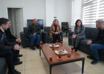 Hemşaredare Bucak Roja Rojnamegeranê ke Xebitîyenê pîroz kerd