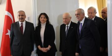 Hevdîtina DEM Partiyê û Bahçelî bi dawî bû