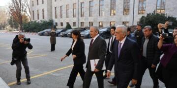 Hevdîtina DEM Partiyê ya bi Kûrtûlmûş re dest pê kir