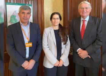 Temsîlkaranê Rojawanî heyetê Îngilîstan de pêvînayîş kerd