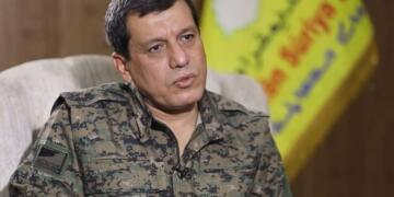 Fermandarê Giştî yê HSDê Mazlûm Ebdî bi Barzanî re hevdîtin kir