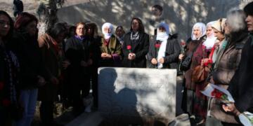 Sakîne Cansiz li ser gora xwe hat bibîranîn