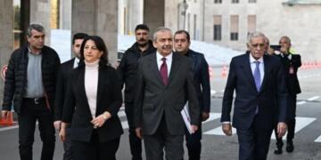 ‘Xwîn bi xwînê nayê şûştin’