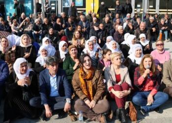 ‘Dê gel qeyûmên we bişîne’