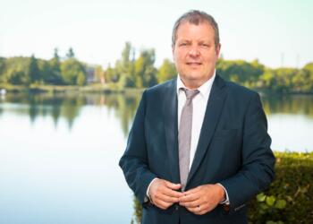 Senator Savodelli: Modela Rojava ji bo avakirina Sûriyeyê referansek e