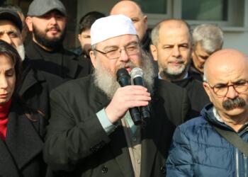 Dibêjin ‘Tu elewî ye an na?’ û dikujin