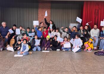 29 şagirtên xwendegeha Kurdî li Zûrichê bawernameyên xwe girtin