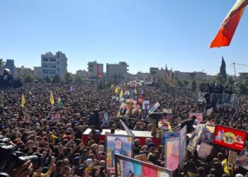 Gelê Qamişlo bi girseyî 7 cenazeyên xwe bi rê kir