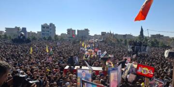 Gelê Qamişlo bi girseyî 7 cenazeyên xwe bi rê kir