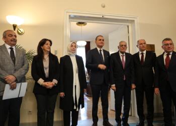 Heyeta Îmraliyê bi AKPê re hevdîtin kir