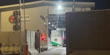 Heyeto ke waşt şêro cenazeyê Daştan û Bîlgîn bigîro Berê Xabûr de yeno astengkerdene