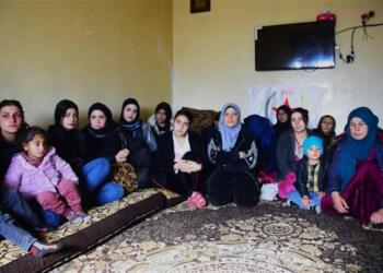 Li Til Temirê komeke jin tev li seferberiya parastinê bû