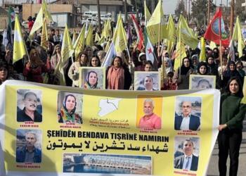 Bi hezaran daketin qadan: Êm li pey HSDê ne